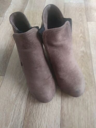 фирменная обувь из италии: Ботильоны 599сом замшевые 
Бренд Milano
 Куплено в Эмиратах — 2