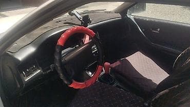 ам т40: Audi 80: 1987 г., 1.8 л, Механика, Бензин, Седан — 2