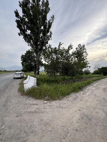 куплю участок пригородный: 282 соток, Для строительства, Договор купли-продажи, Красная книга — 9
