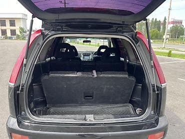 саната бампер: Honda Stream: 2003 г., 1.7 л, Автомат, Бензин, Минивэн — 9