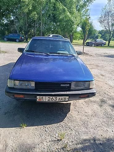 step rf3: Mazda 626: 1987 г., Хэтчбэк — 5