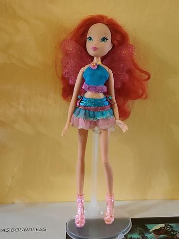 Кукла-фея Winx Блум. крылья съёмные, одежда приклеена клеем, шарниры