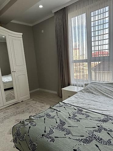 по ахунбаева: 2 бөлмө, 72 м², 4 кабат — 2