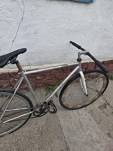 гигант вариё: Фикс‑байк на 28" (700c) идеальный вариант для кастомизации,апгрейда! — 2