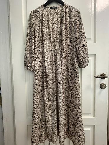 ботин: Платье Nano Universe, миди длины, с цветочным принтом. - Бренд: Nano — 2