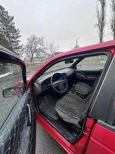 мазда механика: Volkswagen Passat: 1990 г., 1.8 л, Механика, Бензин, Седан — 5