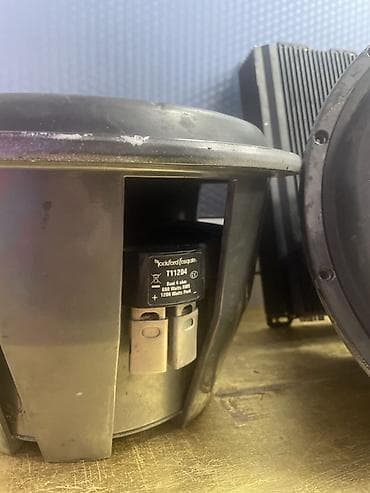 буфер сабвуфер: Город Ош 2 Сабвуфера Rockford Fosgate T112D4 + моноблок ACV 1200ват — 2