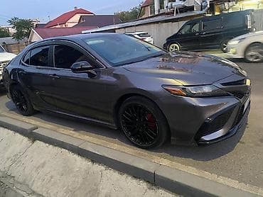 Toyota Camry: 2021 г., 2.5 л, Автомат, Бензин, Седан — 5