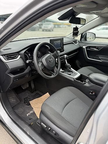 ауди o7: Toyota RAV4: 2022 г., 2.5 л, Автомат, Гибрид, Кроссовер — 6