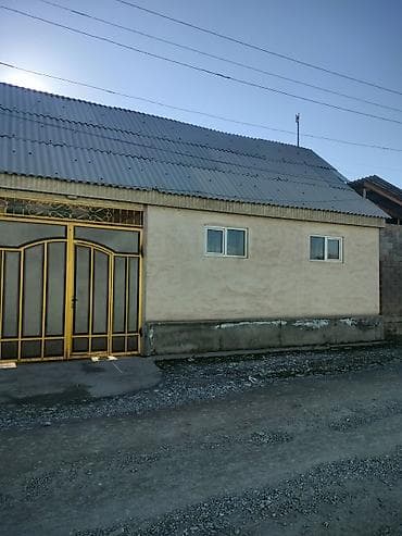 аренда дома на иссык куле: Дом на участке 7 соток. Планировка и помещения: - 7 комнат - 2 кухни — 3