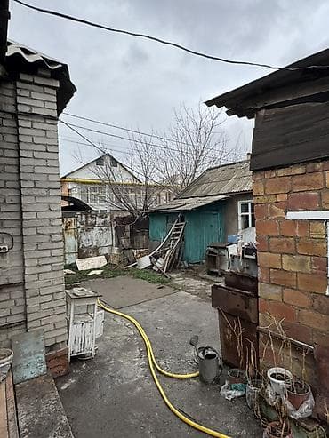 Продажа домов: Продаётся частный дом с приусадебным участком. Описание объекта: - — 3