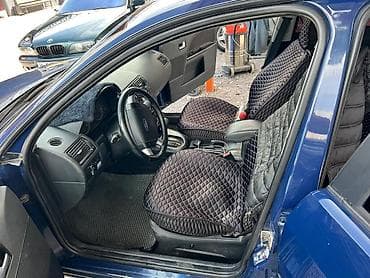 чемодан в багажник авто: Ford Mondeo: 2000 г., 2 л, Автомат, Бензин, Универсал — 7