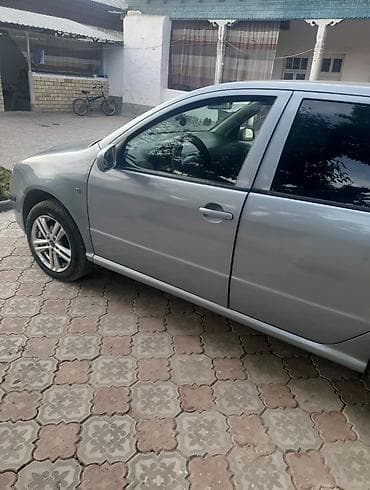 skoda октавия: Skoda Fabia: 2004 г., 1.4 л, Автомат, Бензин, Хэтчбэк — 4