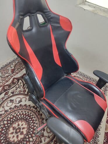 кресло кожанные: Офисное кресло, С колесиками, цвет - Черный, Экокожа — 1