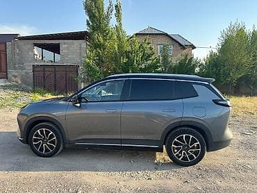 wuling mini ev: Weltmeister W6, 2022 г., 21523 км, Передний, В наличии — 5