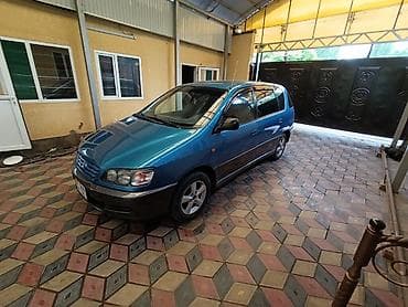 бир: Toyota Picnic: 1997 г., 2 л, Кол менен иштөөчү, Бензин, Вэн/Минивэн — 1