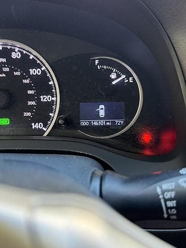 Продажа авто: Lexus CT: 2012 г., 1.8 л, Вариатор, Гибрид, Хэтчбэк — 10