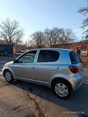 армянские авто: Toyota Yaris: 2003 г., 1.3 л, Автомат, Бензин, Хэтчбэк — 4