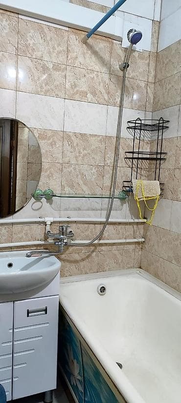 1 комната бишкек: 2 бөлмө, Менчик ээси, Жаныбарлары жок, 6 айдан баштап, Толугу менен эмереги бар — 10