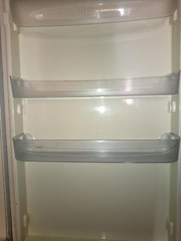 freezer: Холодильник Indesit, Двухкамерный, No frost — 2