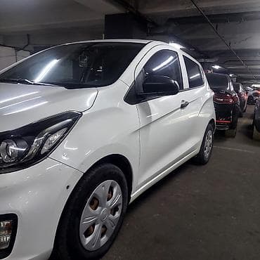 Chevrolet Spark: 2020 г., 1 л, Автомат, Бензин, Хэтчбэк — 4
