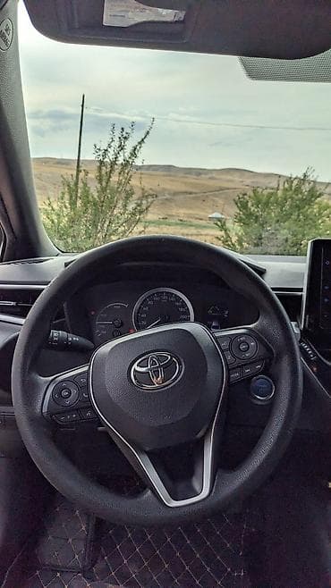 тайта карола: Toyota Corolla: 2023 г., 1.8 л, Вариатор, Гибрид, Седан — 5