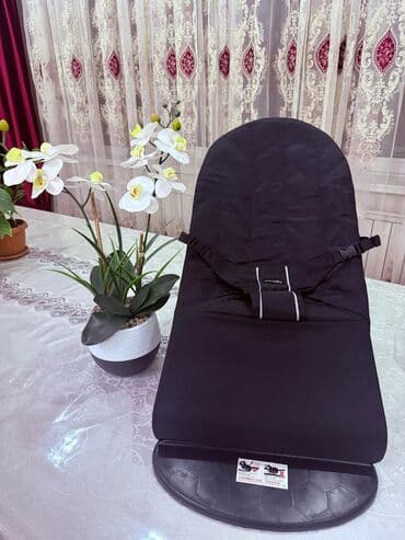 автокресло для детей от 1 года: Детский шезлонг, Новый, Качалка, Другой материал, цвет - Черный — 6