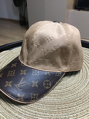 ОригиналБейсболка Louis Vuitton, размер M - Оригинальный дизайн с