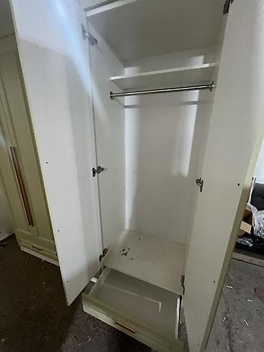 Пуфики: Шифоньер, шкаф для одежды, Прямой — 4