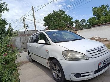 Toyota Avensis Verso: 2003 г., 2 л, Механика, Дизель, Минивэн — 6