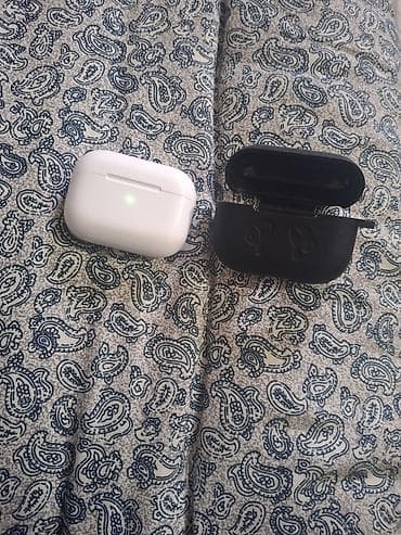ipod touch: Наушник airpods новые — 1