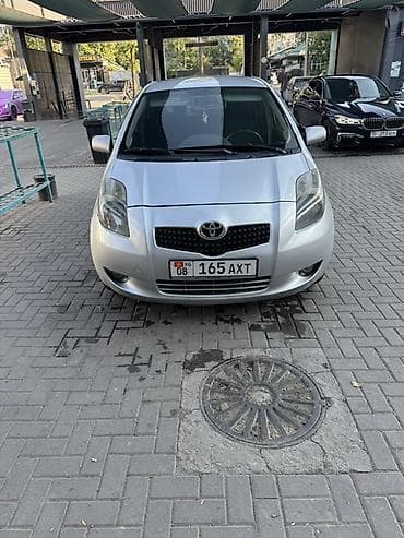 byd e5: Toyota Yaris: 2006 г., 1.3 л, Робот, Бензин, Хэтчбэк — 1