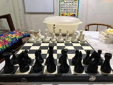 Тренажеры: Шахматы с доской - Классический шахматный комплект: черно-белая доска — 1