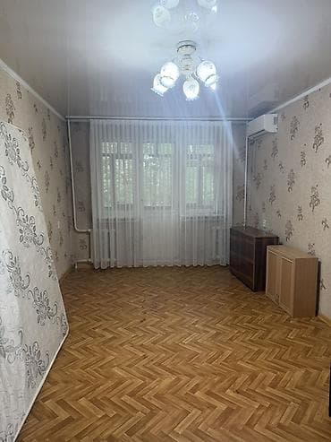 снять 2ух комнатную квартиру: 2 комнаты — 3