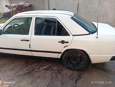 124 мер: Mercedes-Benz W124: 1985 г., Седан — 1