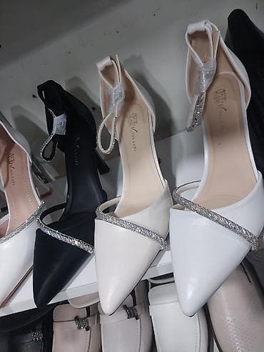 красовки ботасы: Женская обувь — выбор на каждый день и для особых случаев. Кроссовки — 3