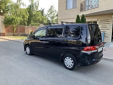 Honda Stepwgn: 2006 г., 2 л, Автомат, Бензин, Минивэн — 4