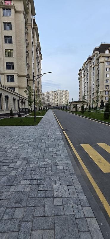 Недвижимость: 3 комнаты, 80 м², Элитка, 4 этаж, Дизайнерский ремонт — 1