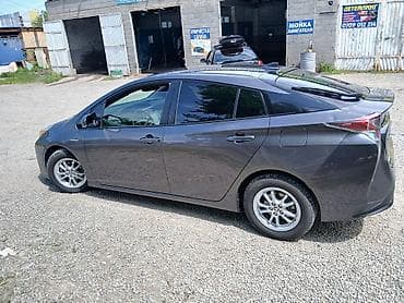 prius v: Toyota Prius: 2016 г., 1.8 л, Вариатор, Гибрид, Хэтчбэк — 4