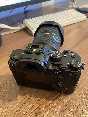 чехол а3: Полноформатная беззеркальная камера Sony α7 III с универсальным — 3