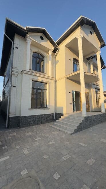 продаю дом на пишпеке: Таунхаус, 160 м², 7 комнат, Агентство недвижимости, Дизайнерский ремонт — 1