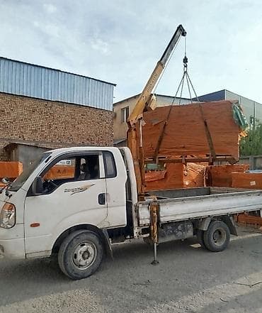 земля для посадки: Услуги малой спецтехники: бортовой грузовик с краном-манипулятором - — 1