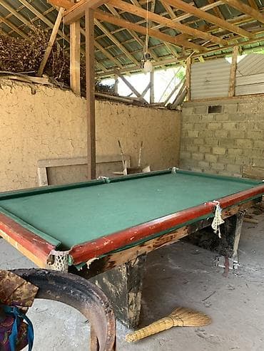 Бильярдный стол с лузыми - Тип: классический бильярдный стол с шестью at lalafo.kg Бильярдный стол с лузыми - Тип: классический бильярдный стол с шестью