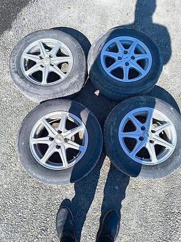 Колеса в сборе 195 / 65 / R 14, Лето, Комплект, Литые, отверстий - 5 at lalafo.kg Колеса в сборе 195 / 65 / R 14, Лето, Комплект, Литые, отверстий - 5