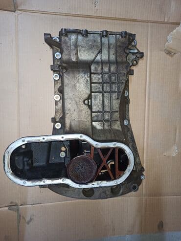 Запчасти на Lx 570 поддон верхний крышки клапанов и головки