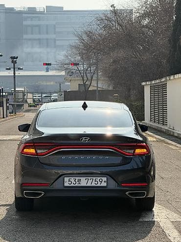 hyundai gran: Hyundai Grandeur: 2019 г., 2.4 л, Автомат, Гибрид, Седан — 10
