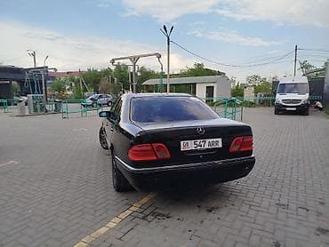 camry 2011: Mercedes-Benz E-Class: 1999 г., 3.2 л, Автомат, Бензин, Седан — 4