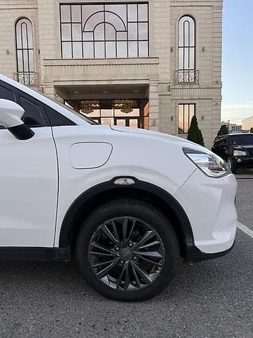 BYD E2: 2022 г., Автомат, Электромобиль, Хетчбек — 9