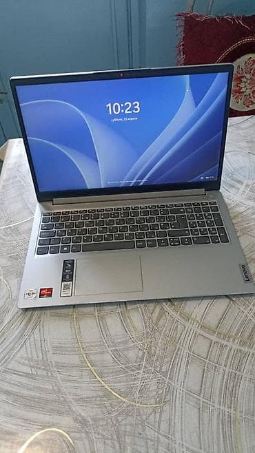 e3 1230v3: Ноутбук Lenovo 15.6" + сумка-чехол - Экран 15.6", тонкие рамки — 2