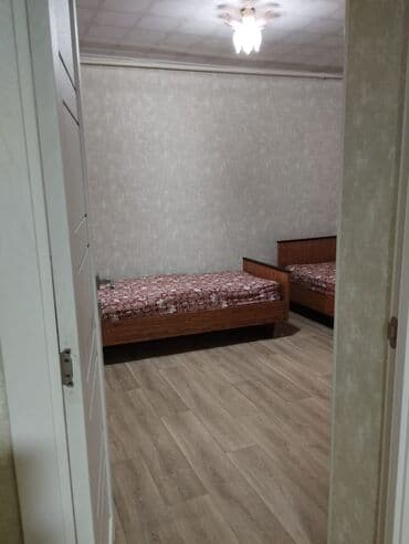 дома на продажу бишкек: 80 м², 3 бөлмө, Брондолгон эшиктер, Евроремонт, Унаа токтотуучу жай — 9